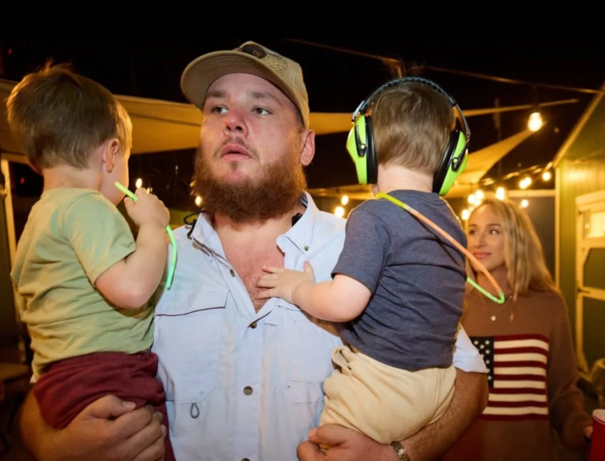 Luke Combs Implements Strategic Touring Model to Balance Global Superstardom with Active Fatherhood Following Launch of My Kinda Saturday Night Tour