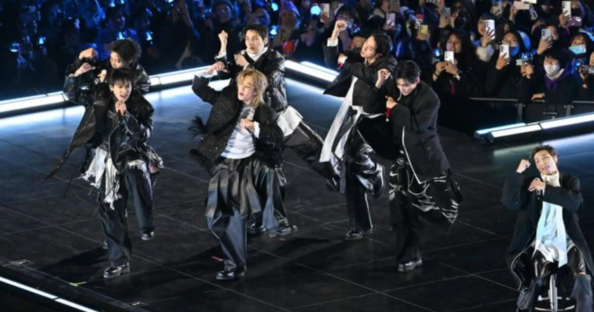 Videographer Exposes The Damages Weddings Experienced Due To BTS’s Gwanghwamun Stage