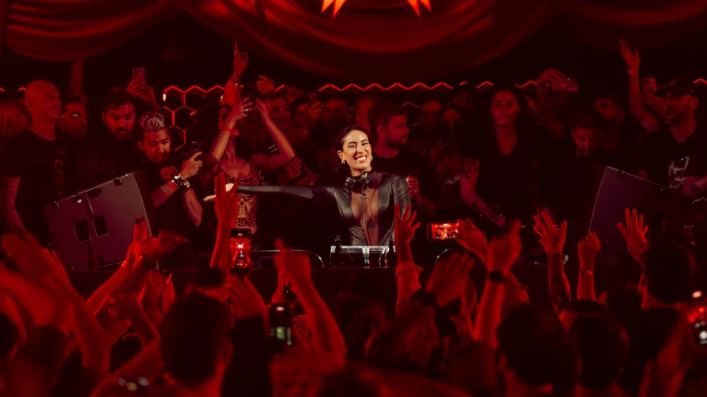 Indira Paganotto announces Hï Ibiza and [UNVRS] ARTCORE line-ups for 2026.