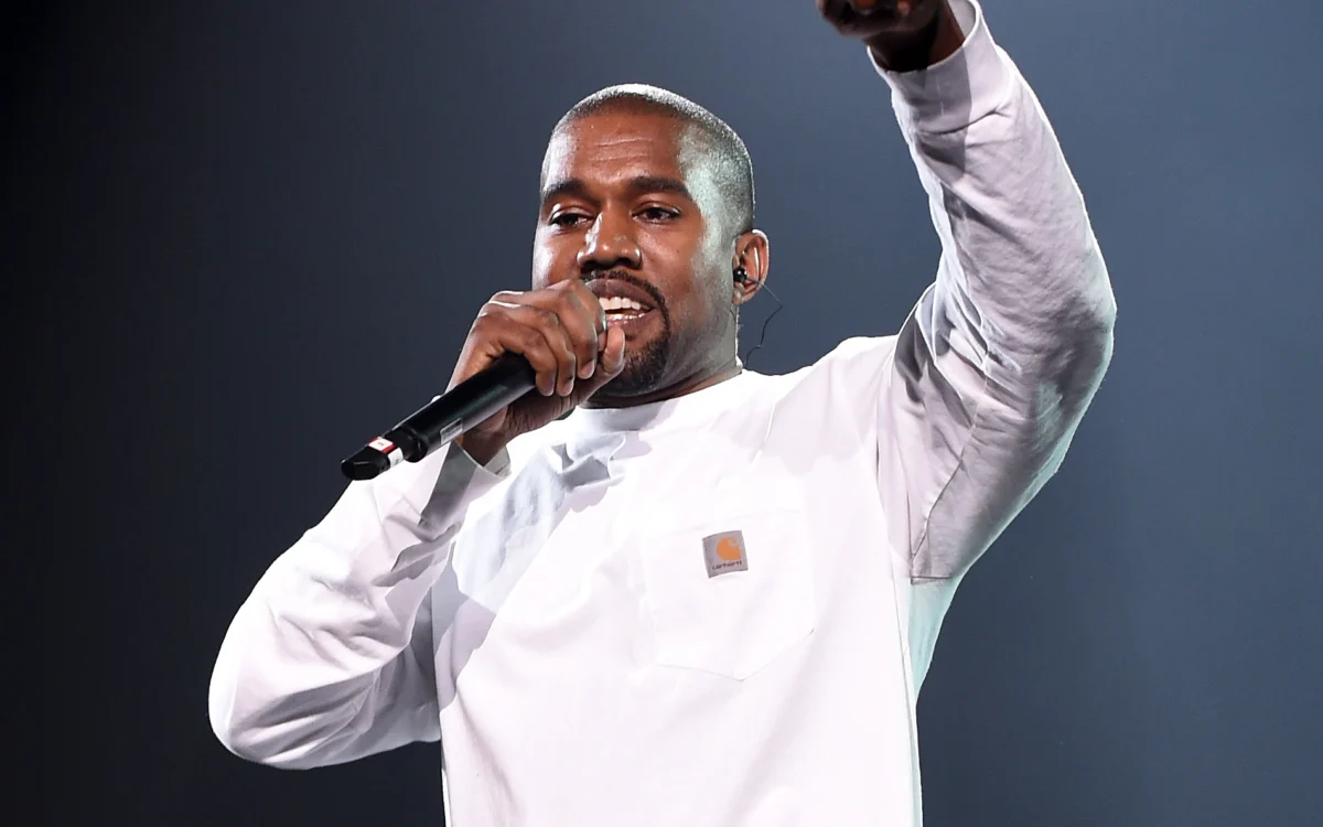 Kanye West Claims Nobody Can Beat Him In A Verzuz Battle