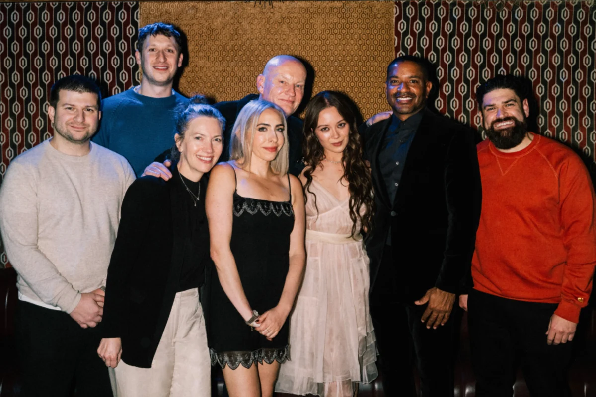 Laufey Renews Global Publishing Deal with Warner Chappell Music, Signaling Continued Ascent in Music and Beyond