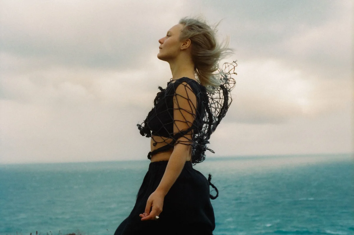 Laura Misch Releases Evocative New Single "Shell" Ahead of Anticipated Album "Lithic"