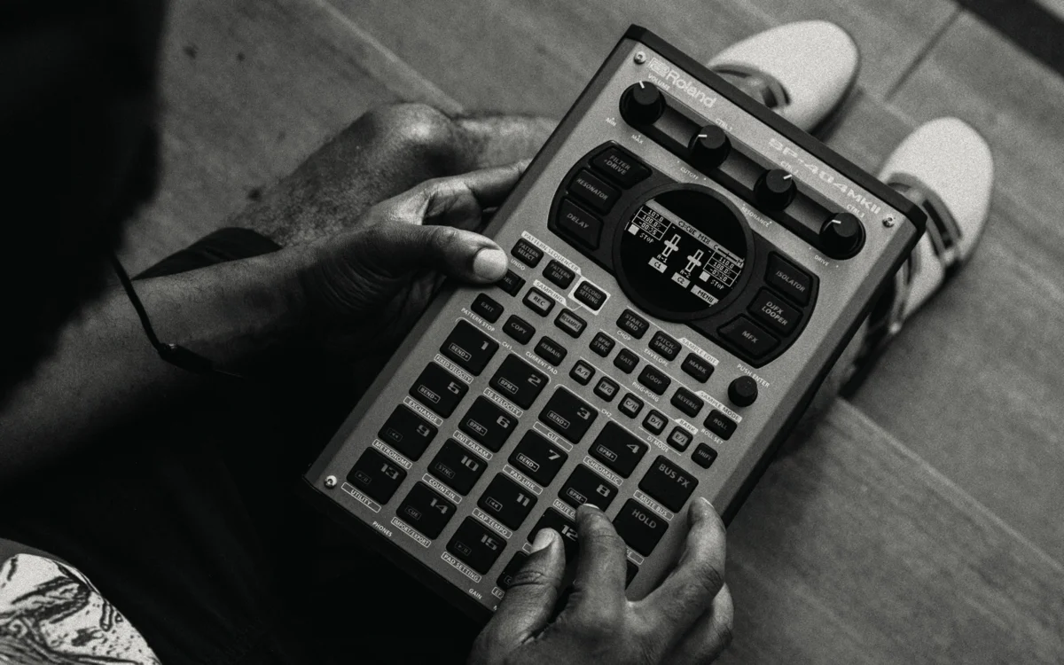 Roland SP-404MKII Firmware v5.50 Introduces Long-Awaited Side Chain Compression and exFAT SD Card Support, Fueling Creative Output