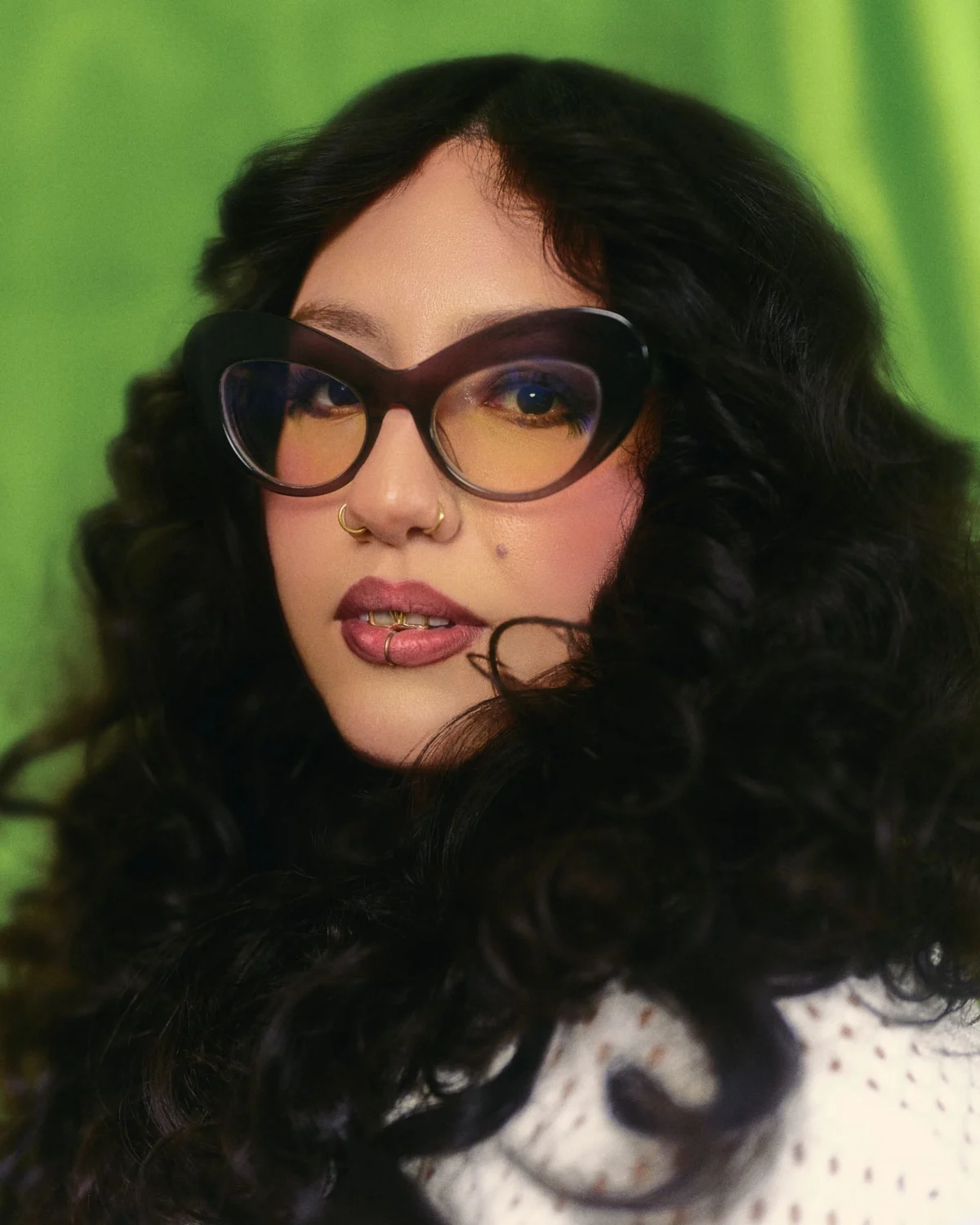 Sparklmami Announces Debut Album ‘in this body’ and Releases Evocative Single ‘no te vayas’