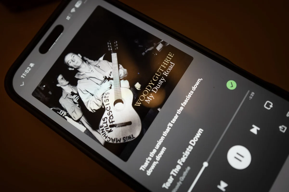 Spotify Navigates Mixed First Quarter 2026 Results with Strong User Growth Amidst Ad Revenue Headwinds