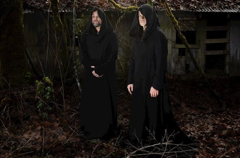 SUNN O))) Embrace Their Sonic Core on Eponymous Sub Pop Debut