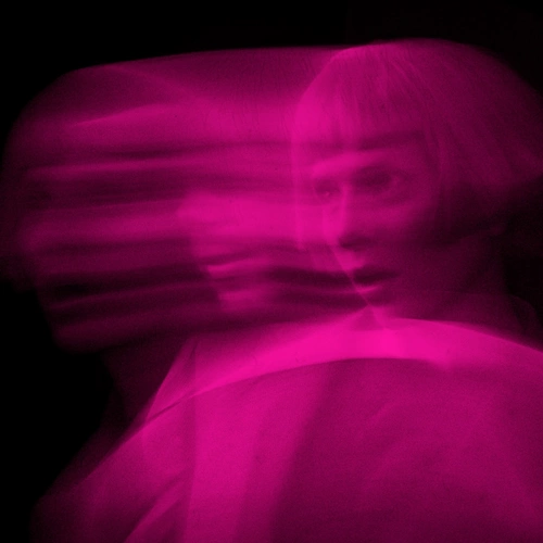 TOMORA – Come Closer