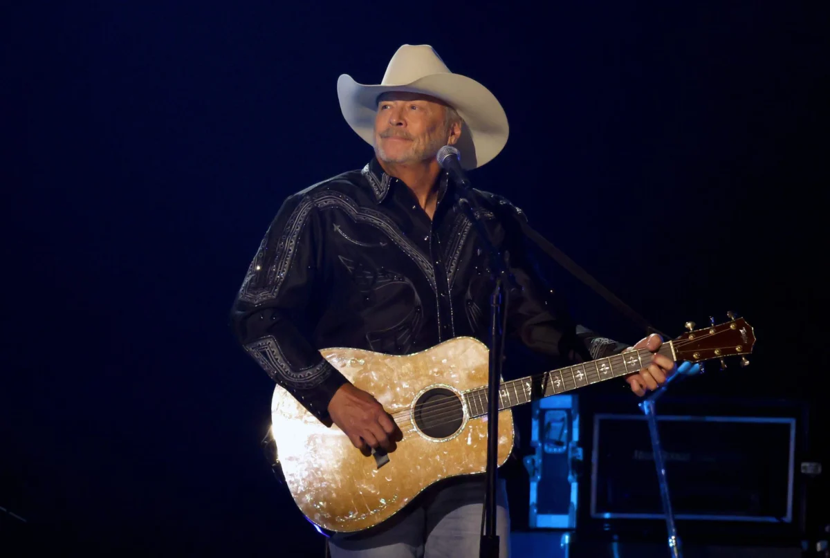 Alan Jackson’s "Last Call: One More for the Road – The Finale" Concert at Nissan Stadium to Be Taped for NBC Special
