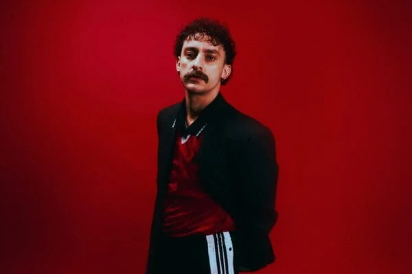 Antony Szmierek Announces Highly Anticipated Second Album "Decoding Birdsong" and Releases New Single "Chalk"