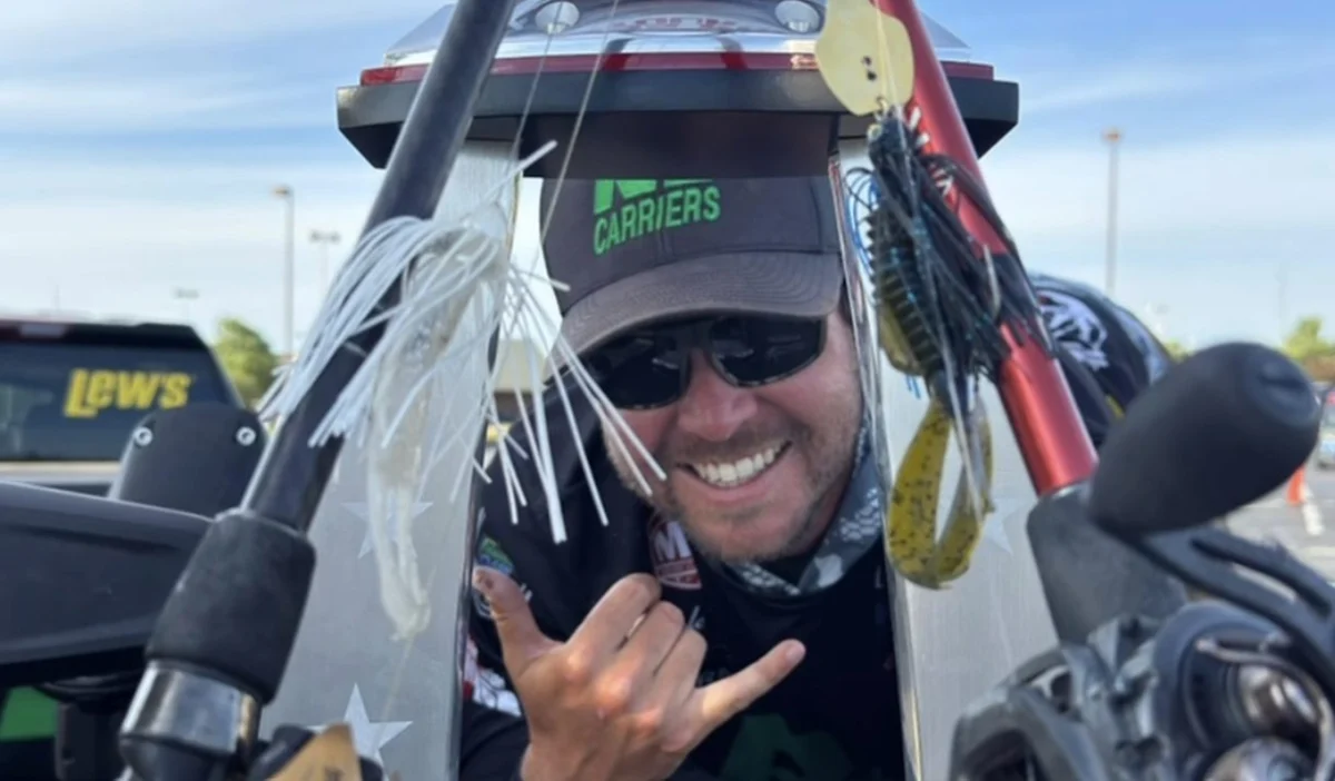 Cole Floyd Secures Victory at Major League Fishing Bass Pro Tour Stage Five on Beaver Lake with Dominant Shallow Water Strategy