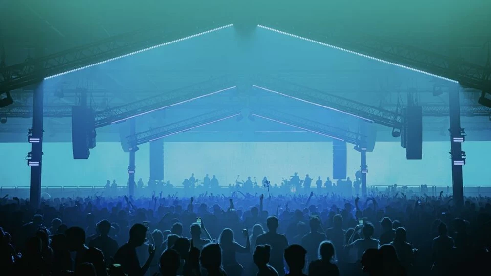Electronic Music Soothes Anxiety, Boosts Joy and Connection, Major UK Study Reveals