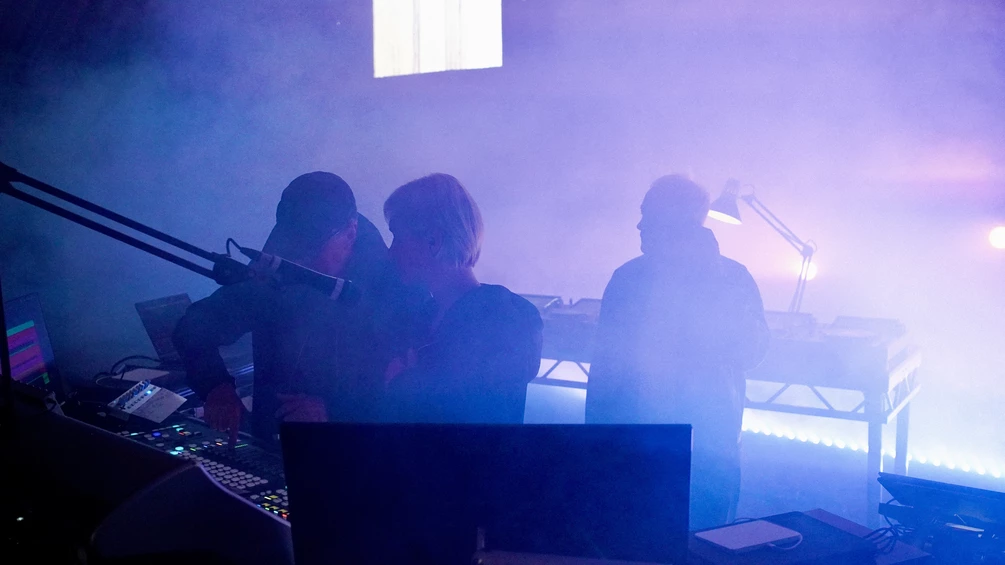 Listen to Underworld and KI/KI’s collaborative single, ‘Arp12’