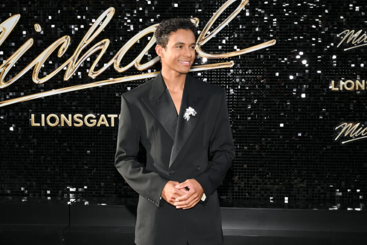 Michael Jackson Biopic "Michael" Reclaims Top Box Office Spot, Nearing Billion-Dollar Milestone Globally