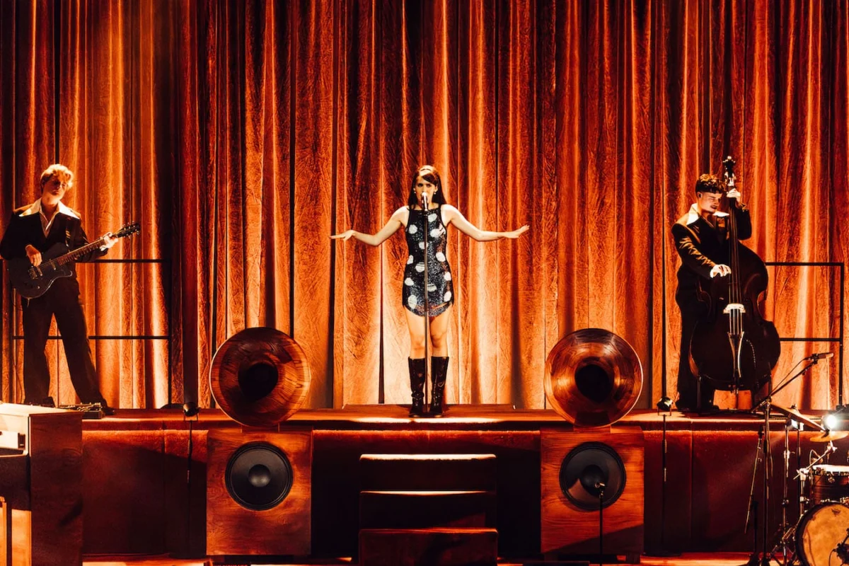 Sienna Spiro Electrifies North London’s Roundhouse Ahead of Highly Anticipated Debut Album "Visitor" Release
