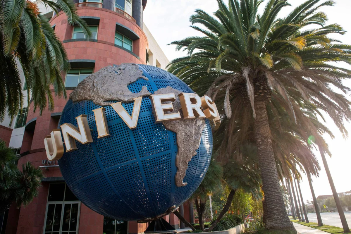 Universal Music Group Rejects Pershing Square’s $64 Billion Merger Offer Citing Undervaluation and Strong Investor Consensus