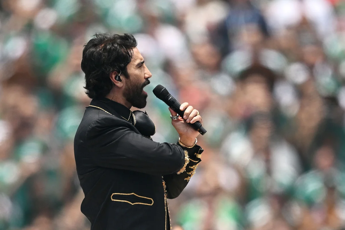 Alejandro Fernández to Headline Massive FIFA Fan Fest Concert in Guadalajara with Special Guests