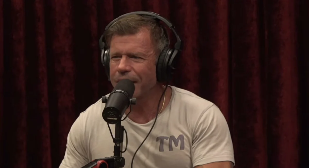 Taylor Sheridan Criticizes California Governance and Governor Gavin Newsom in Joe Rogan Experience Interview