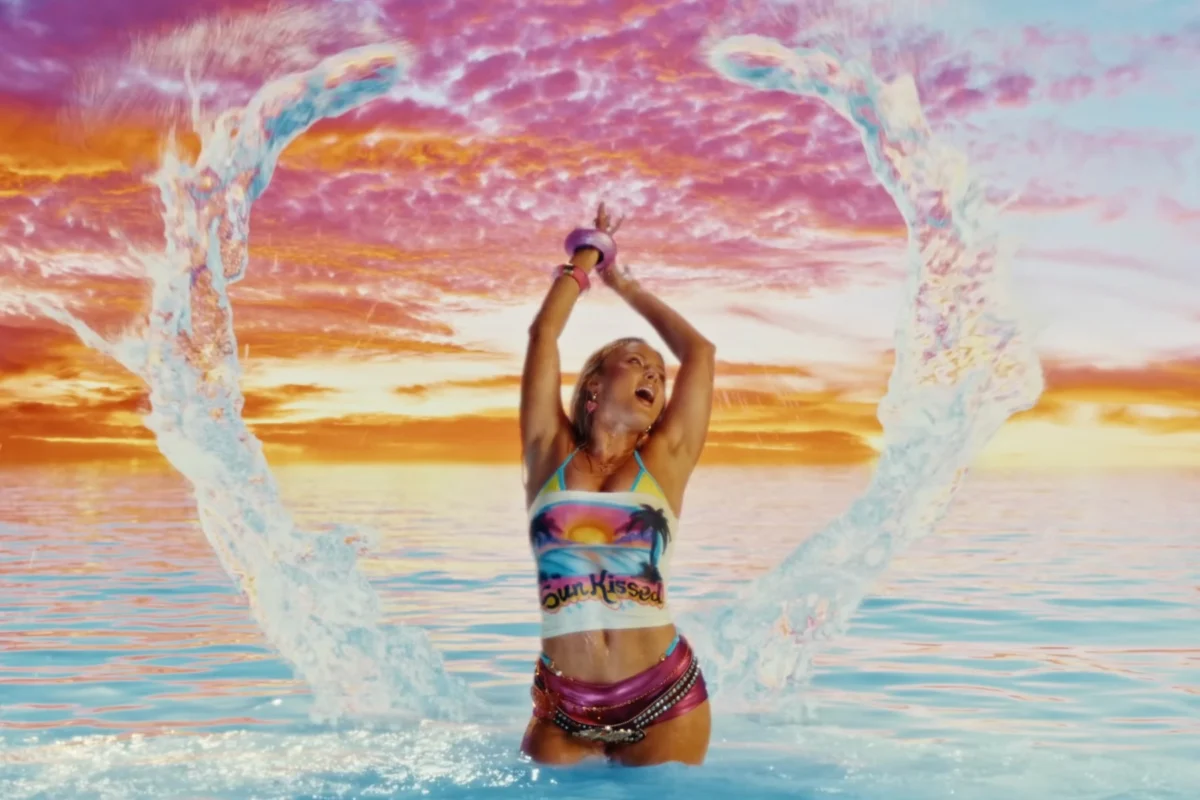 Zara Larsson’s ‘Midnight Sun’ Shines at No. 1 on Billboard’s Pop Airplay Chart
