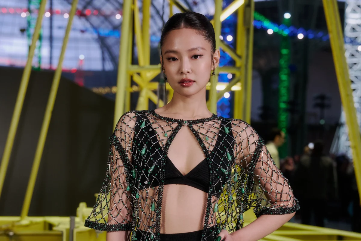 JENNIE Unveils Three New Tracks, Hints at Imminent Release During Open’er Festival Headlining Performance