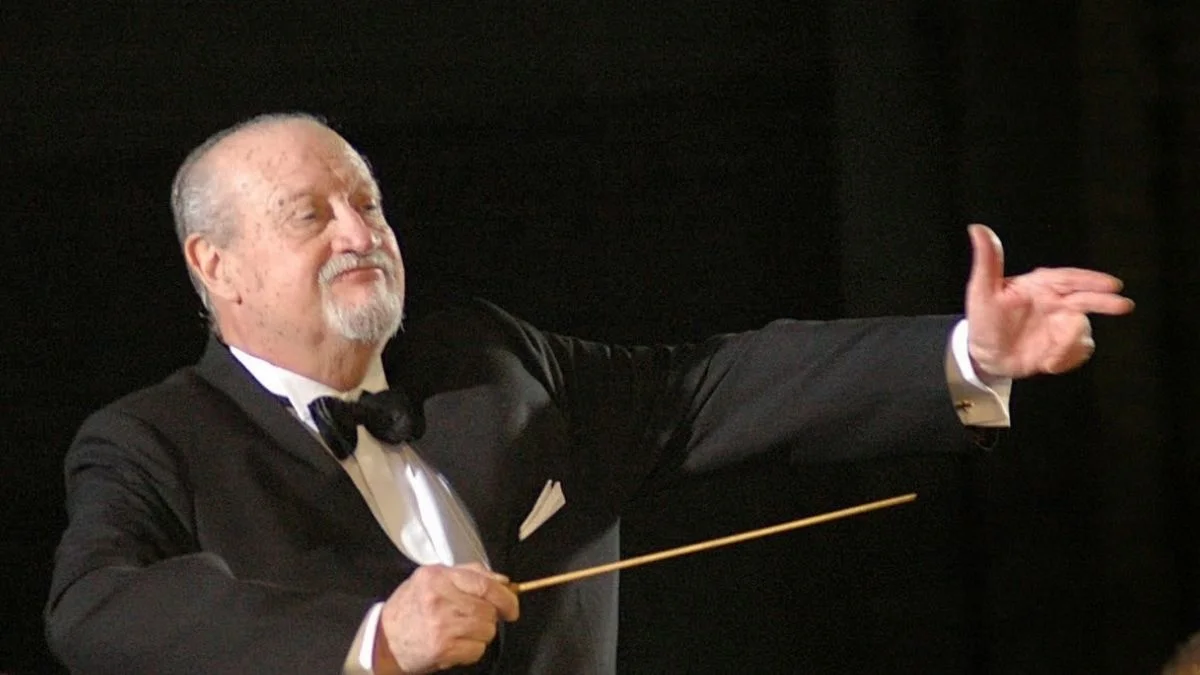 Maestro Pedro Ignacio Calderón, Celebrated Argentine Conductor, Dies at 92