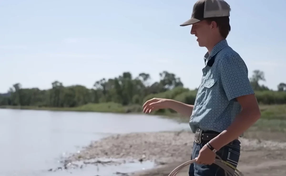 Montana Teenager Utilizes Rodeo Lasso in Heroic Yellowstone River Rescue