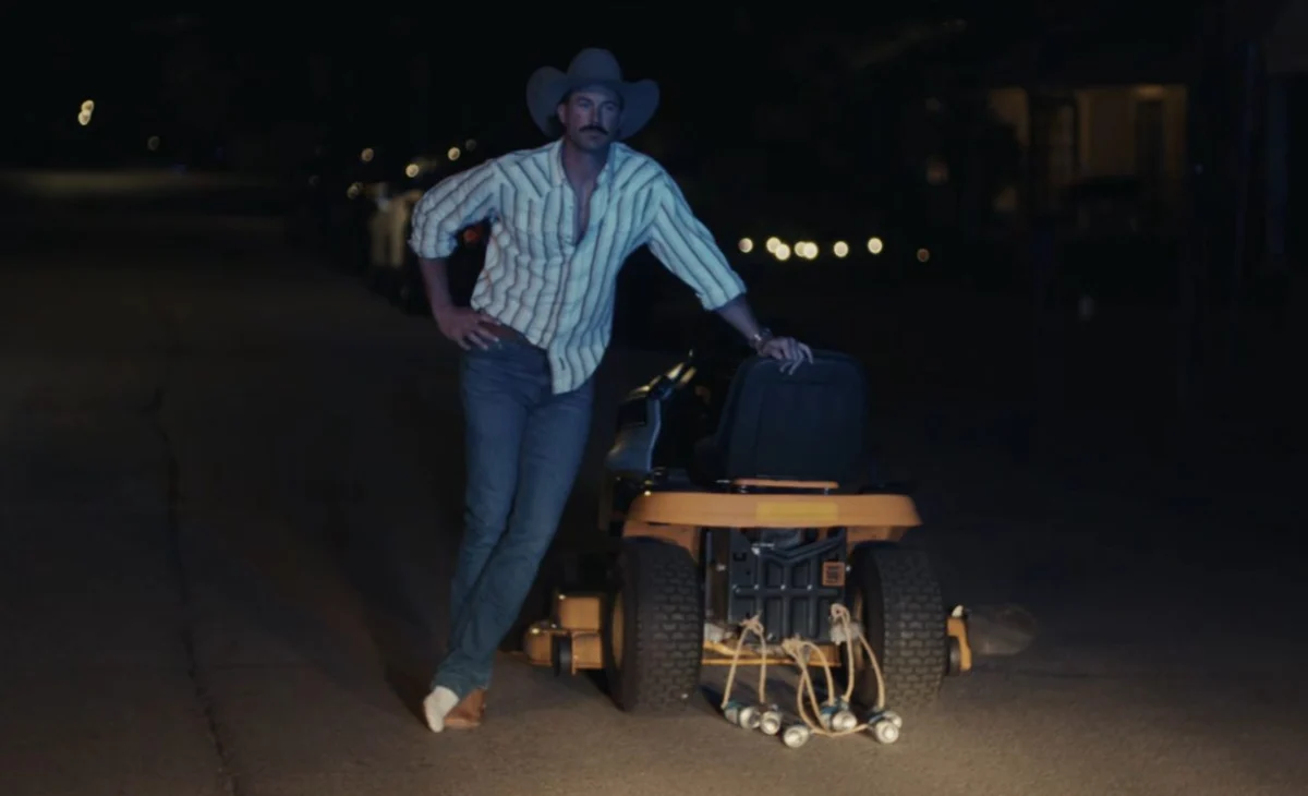 Riley Green Bridges Generations of Country Music with Toby Keith Tribute Single Think As You Drunk and New Album Announcement