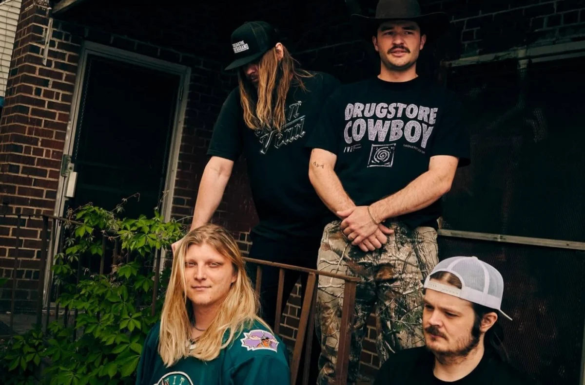 Ryan Fox of Dexter and the Moonrocks Explores the Intersection of Country and Grunge and the Cyclical Nature of Music Industry Authenticity.