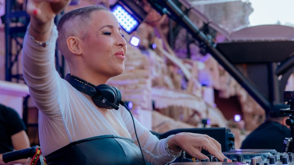 Family and Friends Launch GoFundMe Campaign to Support Spanish DJ and Producer B Jones Through Extensive Cancer Recovery