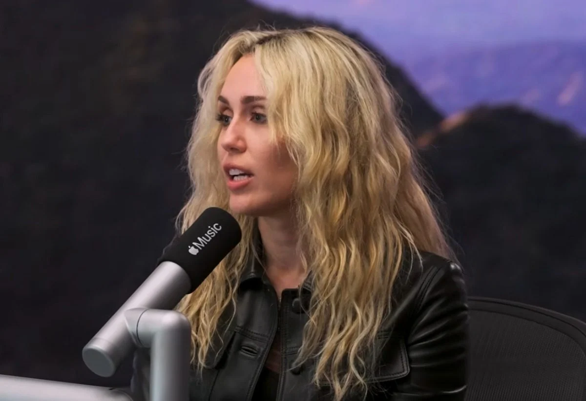 Miley Cyrus Honors Late Godmother Dolly Parton in Emotional Apple Music Interview Following the Country Legend’s Passing