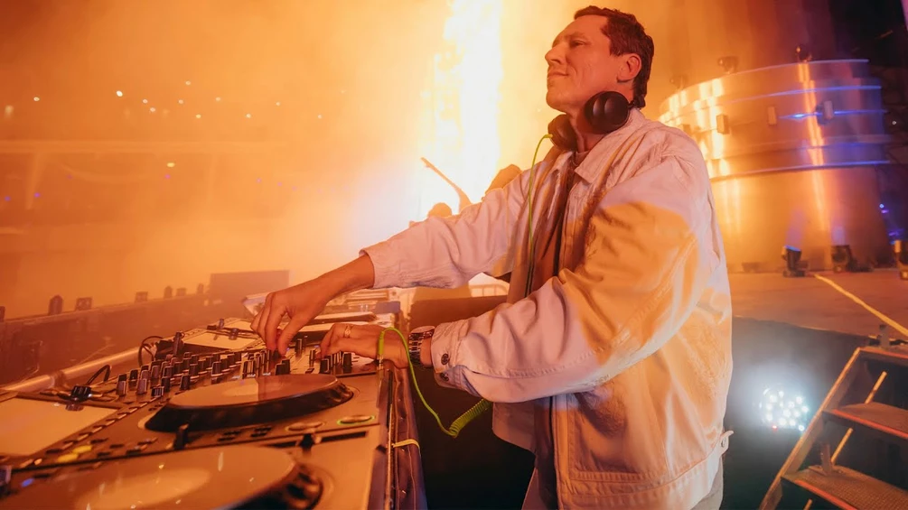 Watch Tiësto’s full Creamfields 2026 set