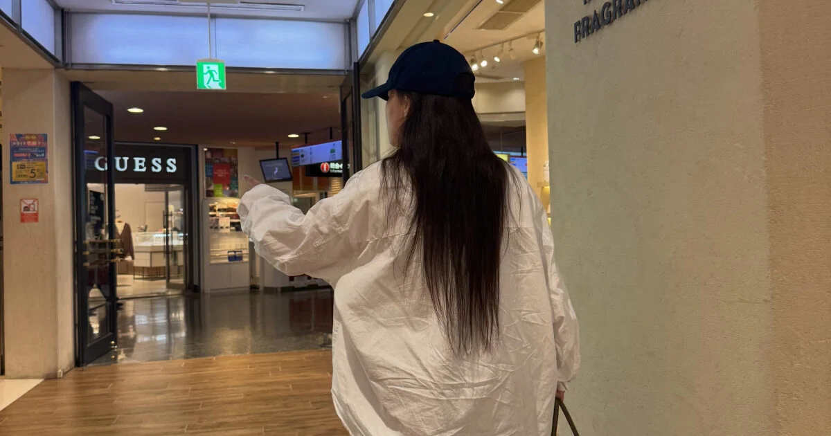 Beloved Singer Exposes Her Possessive Entertainment Industry Ex-Boyfriend